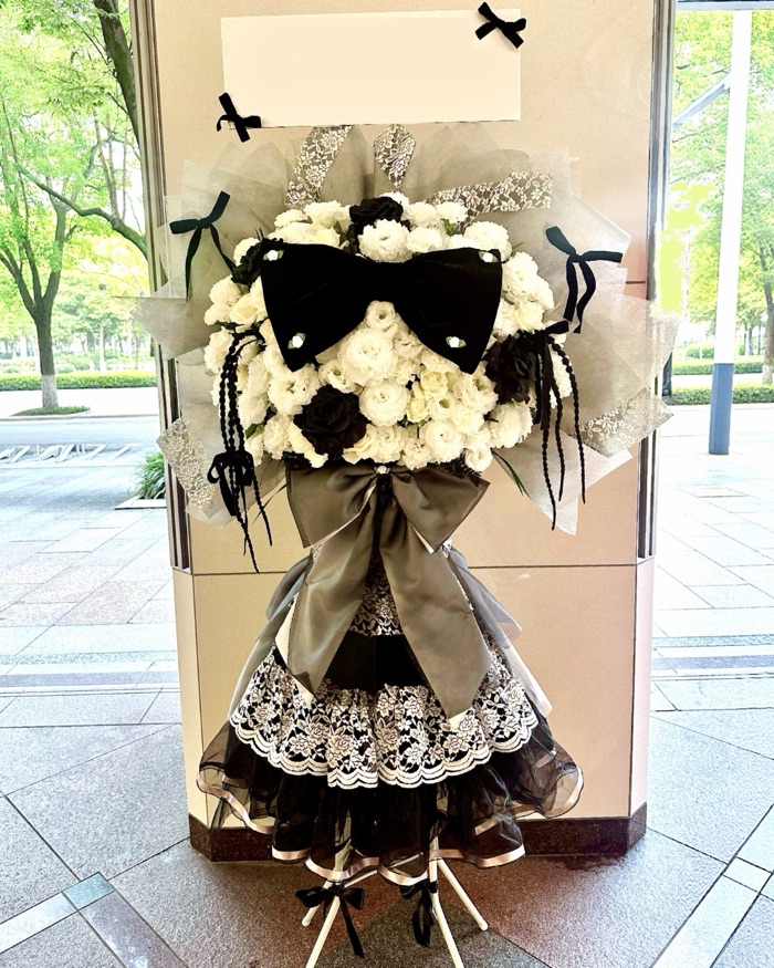 名古屋のフラスタ制作例5|推し活・ライブのフラワースタンド(スタンド花)